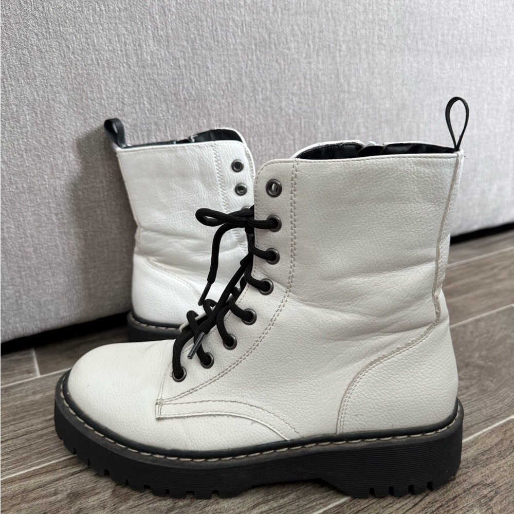 Mix No. 6 White Leather Lace-Up Combat Boots with Black Laces